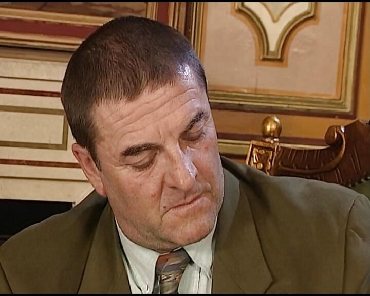 Gadne njemačke pume dijele kurac u analnom trojcu
