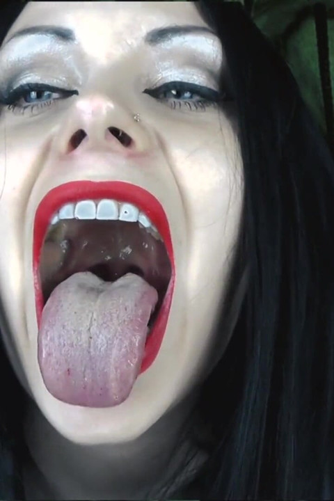 Feito para se masturbar enquanto uma gigante descreve como ela comeu seus amigos (extremamente cruel pov com joi)