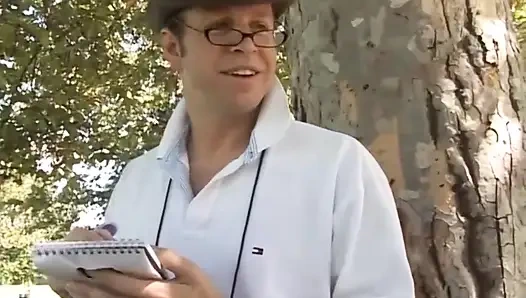 Cowok kulit putih lagi ngidam dientot sama kontol besar pria kulit hitam