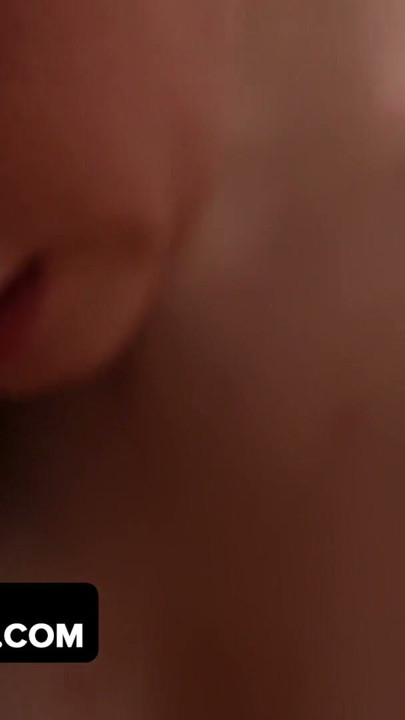 Beautiful Teen Step Daughter Ellie Murphy Wants Stepdaddy's Cock Deep Inside Of Her! - DadCrush | Clip 3