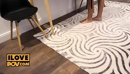 Mulut lia lin si cewek nakal ini dientot habis-habisan sama kontol besar