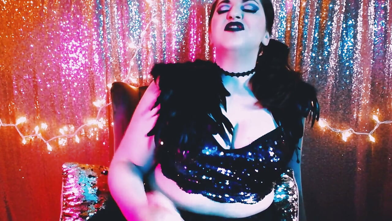 She Feeds - Succubus Transformation