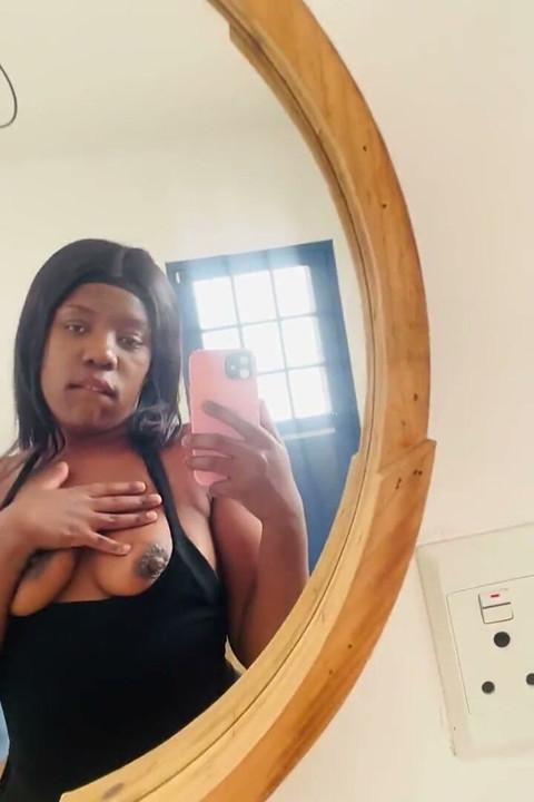 Srećan Titties Tuesday