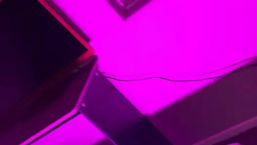 Analschlampe gia derza bekommt alle ihre löcher zerstört