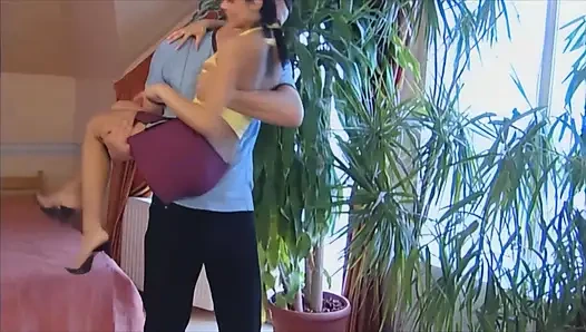 Tatlı Kız Büyük Kalın Sert Emiyor