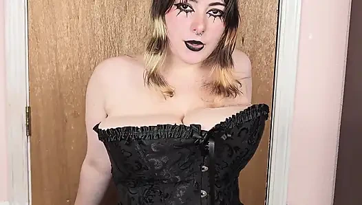 Goth Girlfriend Vapes for You in Corset