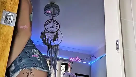 Grwm alt kız saçımı boyayan mavi dans partisi ve banyo eğlencesi (bakış açısı)