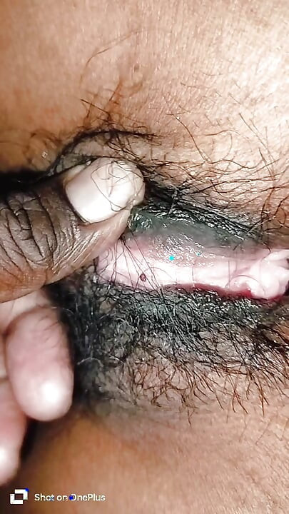 Desi teta viralni MMS noću