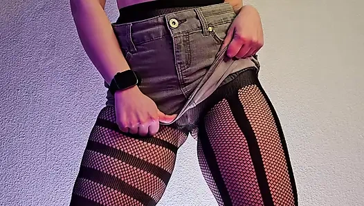 Alice Clay Mengendarai Pantyhose Seksi Dan Air Mani Di Dalam