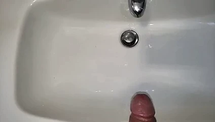 Başka bir büyük cumshot.