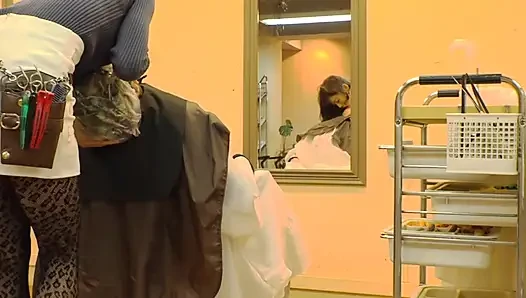 Göz temasının asla durmadığı salon