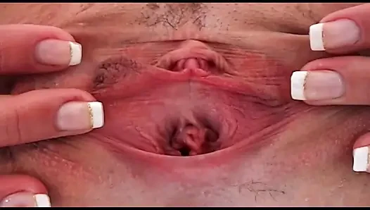 Hot Babes Finger Their Wet Pussies to Insanity