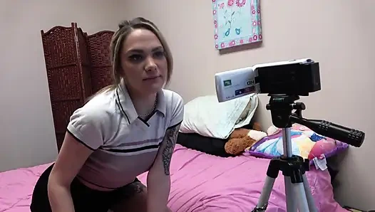 Семейный Камшот На Лицо С Участием Carly Strohm