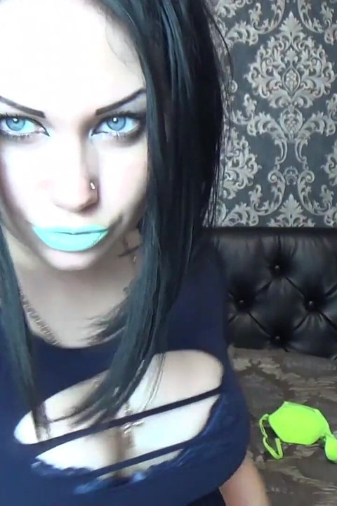 Mein glamouröser blauer lippenstift