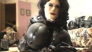 Roxina Pussy Doll