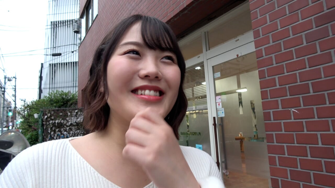 P127G01  大好きだった彼女の知らなかったウラの顔 ⁉こんなに簡単に股を開くビッチだったとは‼