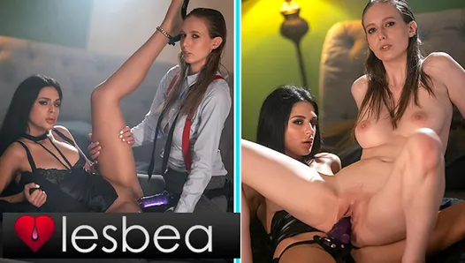 Lesbea - Mia Trejsi et une Suédoise à forte poitrine ont un orgasme lesbien dominant avec un gode ceinture