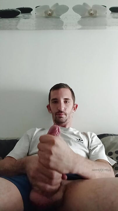 XXL of a young guy with big cumshot