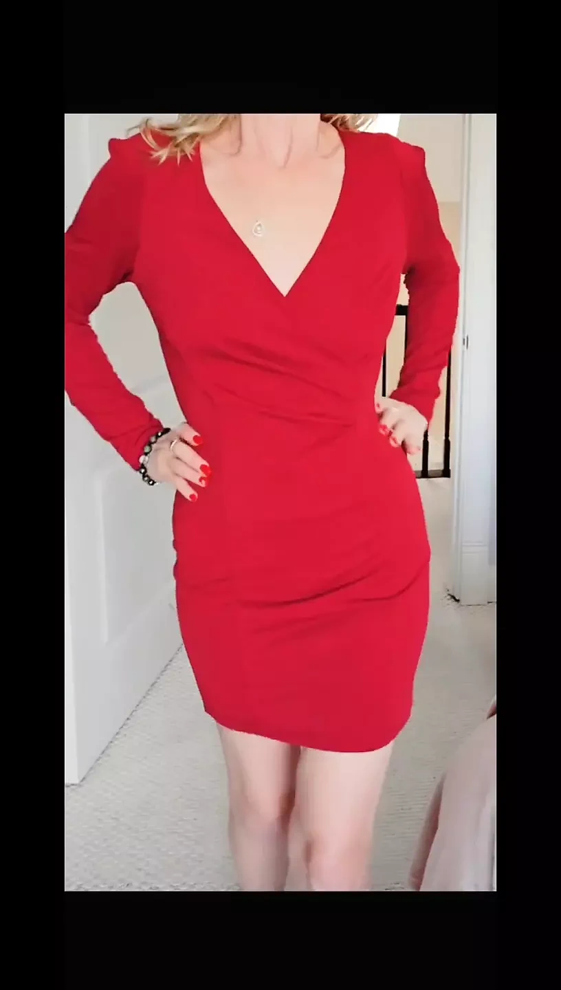 饥渴的热妻 Kitty 情人节有点晚了