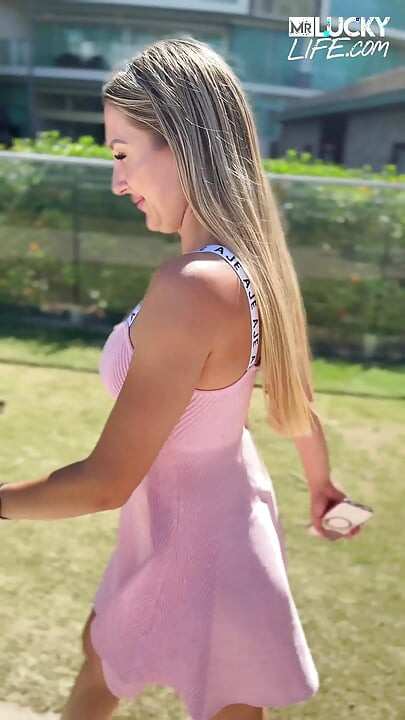 Golden Girl Kayla Lea On The Gold Coast