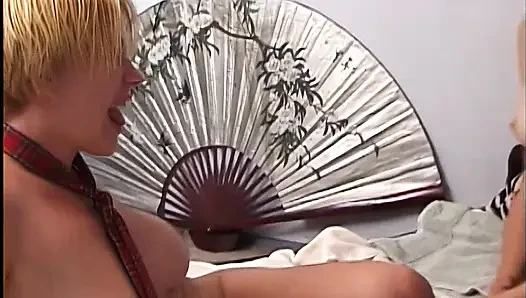 Lezbiyen seks sert orgazma yol açıyor