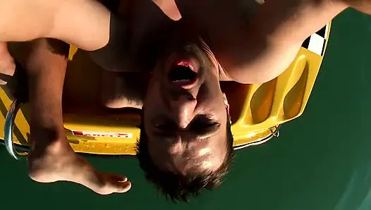 Ateşli Tatil Hatunları Vahşi açık Havada Çifte Sikişiyor