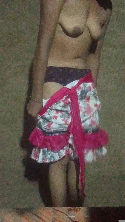 Beutiful bhabhi rat ko fingar se Sex karti he