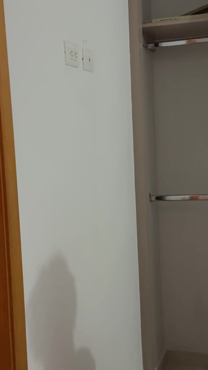 I make a joke of hiding the towel from my stepsister just to take advantage and see her delicious ass. | Clip 1