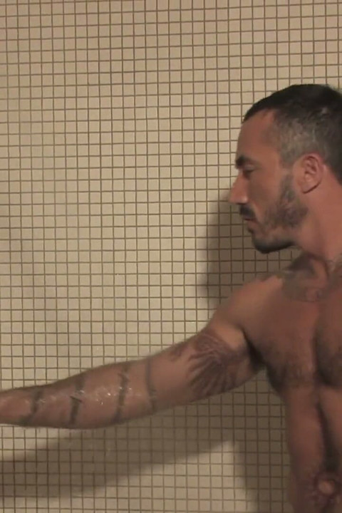 Alessio Romero Is Taking a Shower