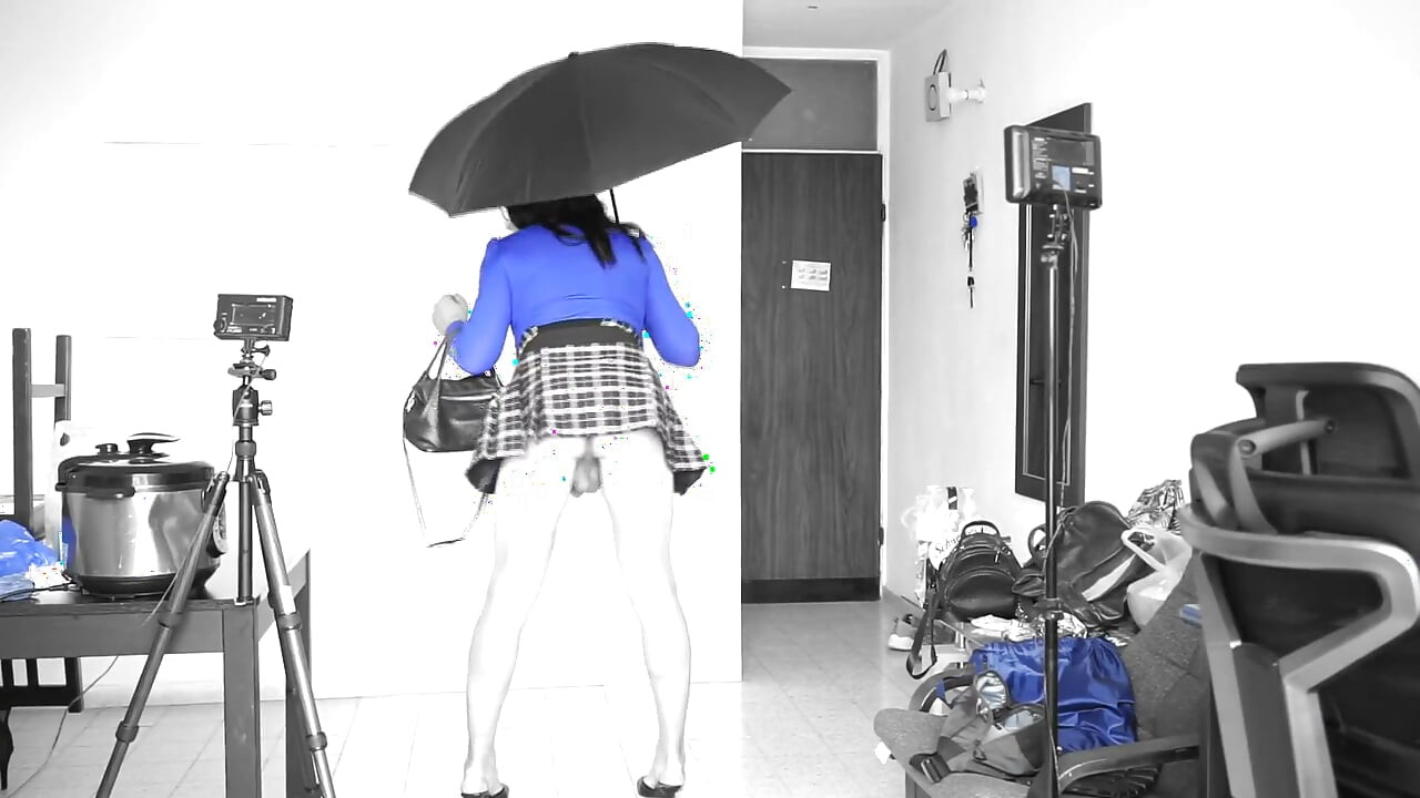 Blue Boy Crossdressser