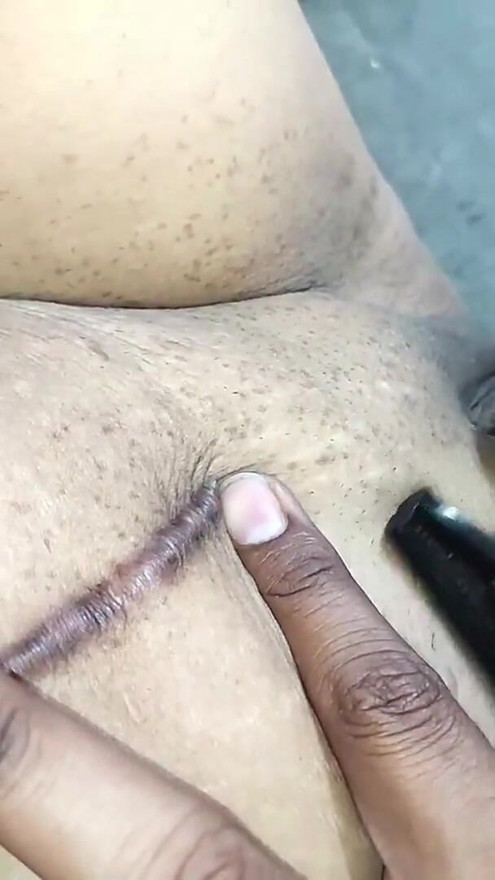 Boyfriend ke Parlar Par Girlfriend ne Jhante chut ke Baal Hatane ko bola pussy shaving | Clip 1