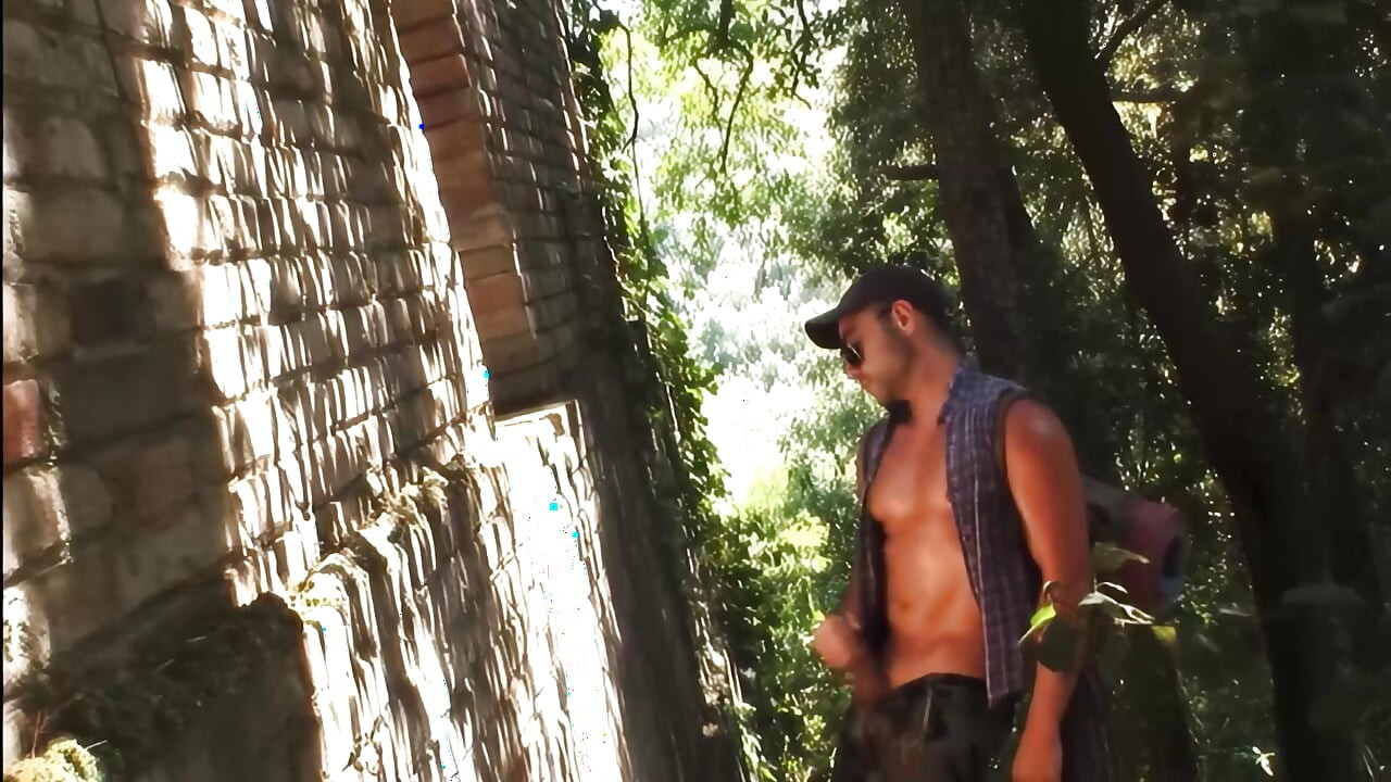 Wild Outdoor Gay Anal Fuck in Ruins