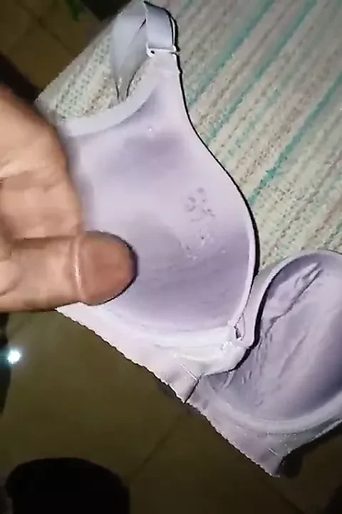 Ngocok pakai cd &amp; bh aahhh sangee croot #11