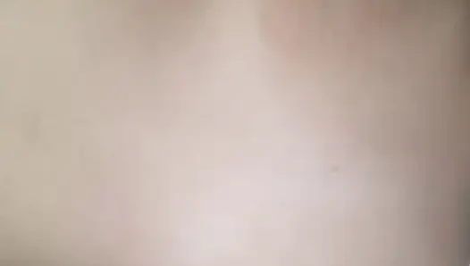 Çılgın Kamboçyalı genç erkek avcısı Maxine X 24 inç dildo ve makine yapıyor