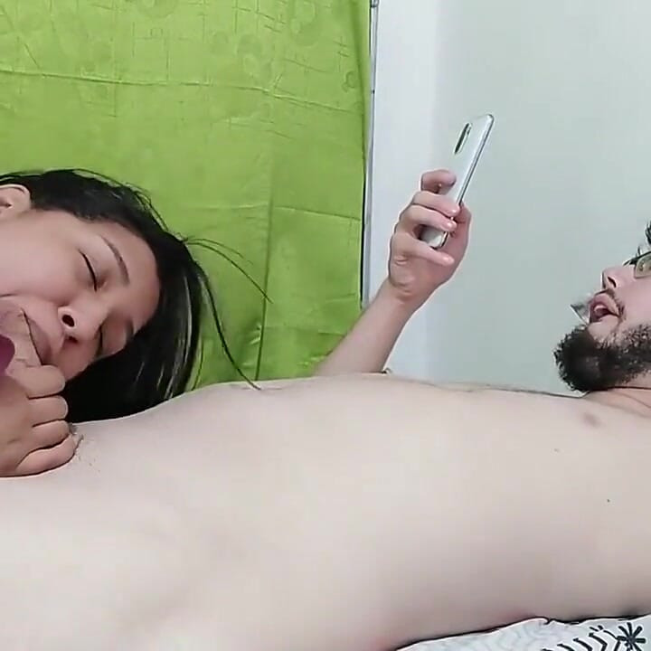 자지 빠는 걸 좋아해