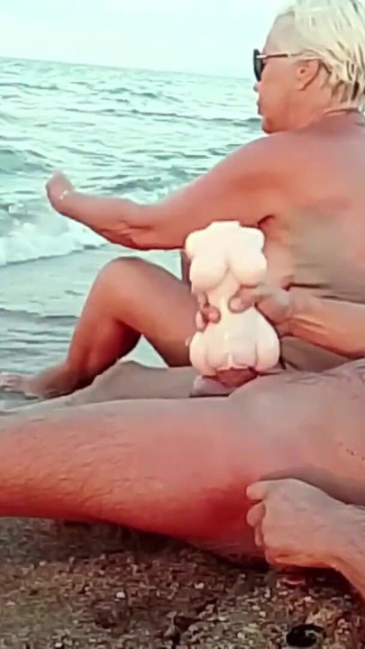 Public masturbation on the beach | Clip 1