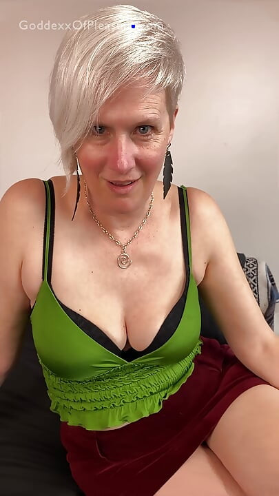 est Friend's Mom Gives Me A JOI To Get Back At Him - Hot MILF JOI