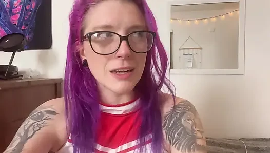 Cheerleader Farts for Position