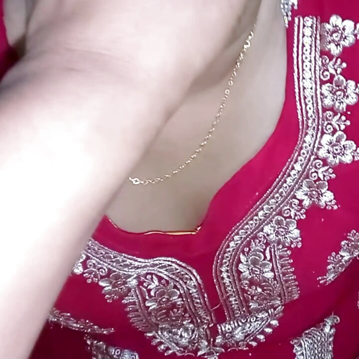 Linda menina deshi fodendo Part_01 de vídeo