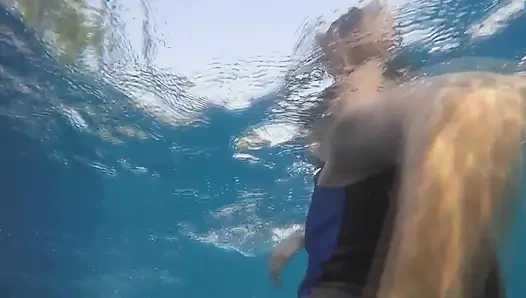 Güzel deniz kızı v