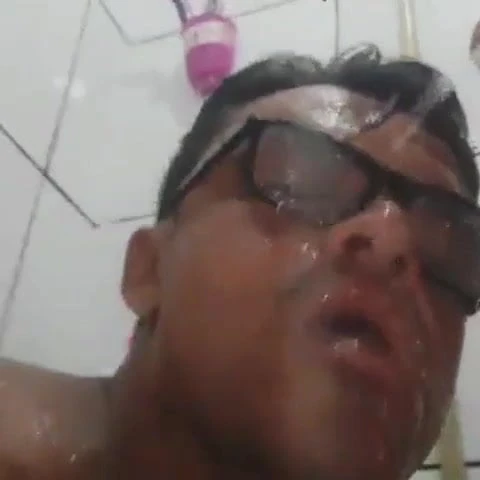 Bukkake piss