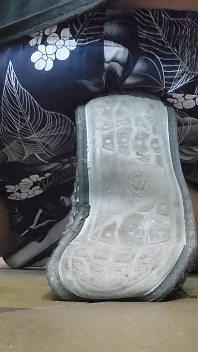 Stunning moment from "Finger fucking my stepmom while her hair is stuck in the washing machine"