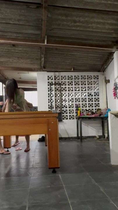 playing with the Carmonas we almost fucked up on the table | Clip 2