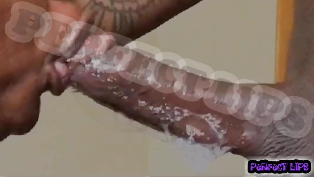 PERFECT LIPS-sloppy head deeppenetration into he busted a HARD NUT in her mouth