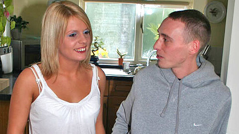 Kat dan kenny dari swindon