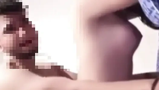 Memek sempit gadis india lagi asik muasin memek sempitnya