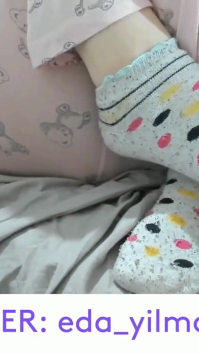 FOOT- FOOT FETISH- TURKISH FOOT- TURKISH FOOT FETISH- SOCKS- STOCKINGS FETISH- TURKISH PORN- TURKISH MILF | Clip 1