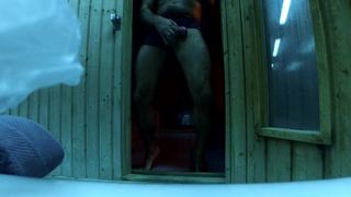 Str8 papa riskant klaarkomen in de saunagym