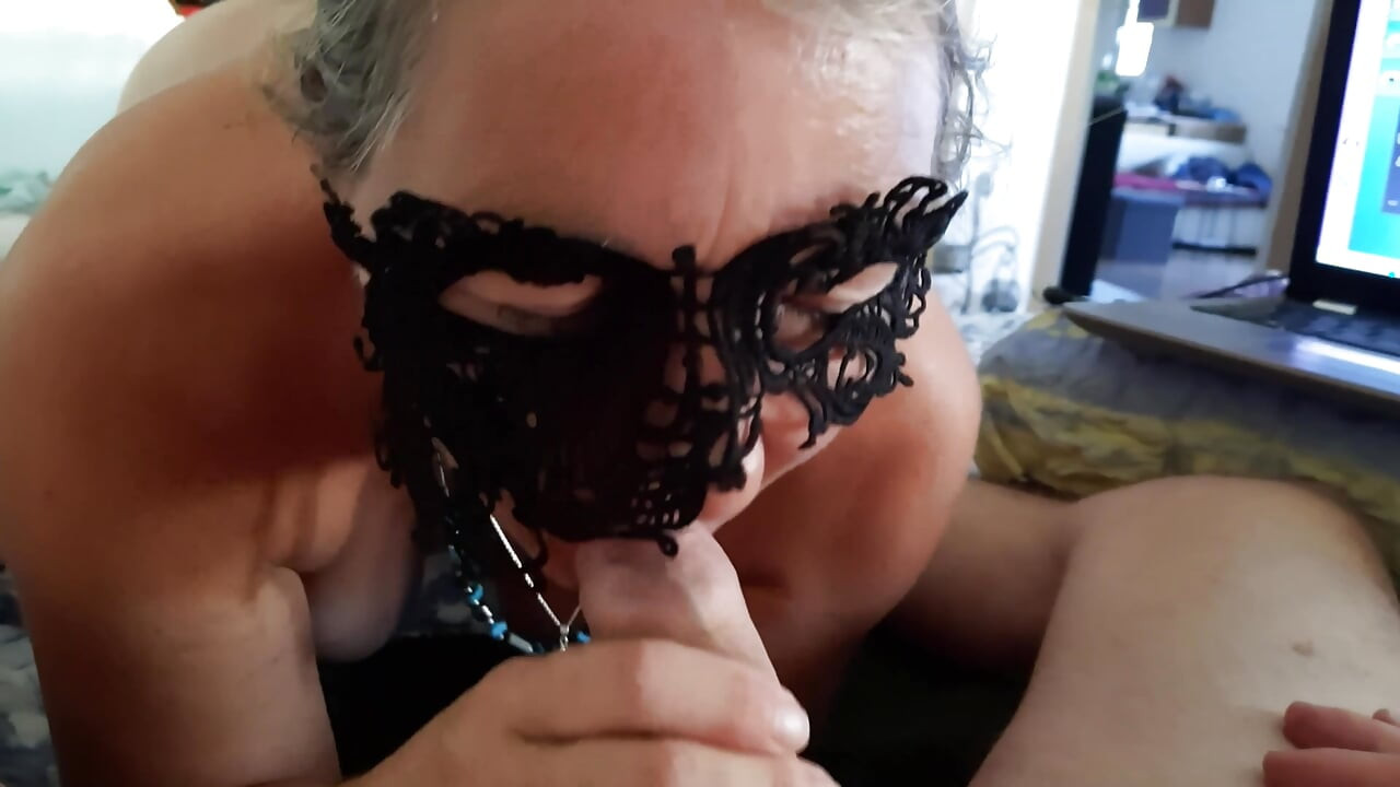 Meri adbhut patni mujhe ek adbhut mukh-maithun deti hai