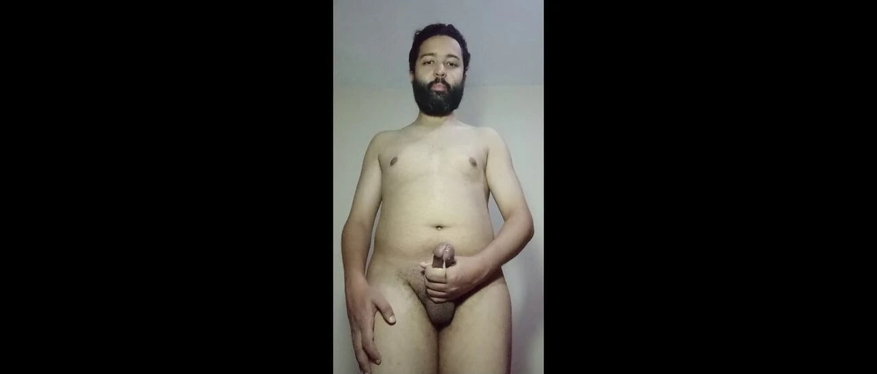 A Man In His Twenties Masturbates His Penis (3)